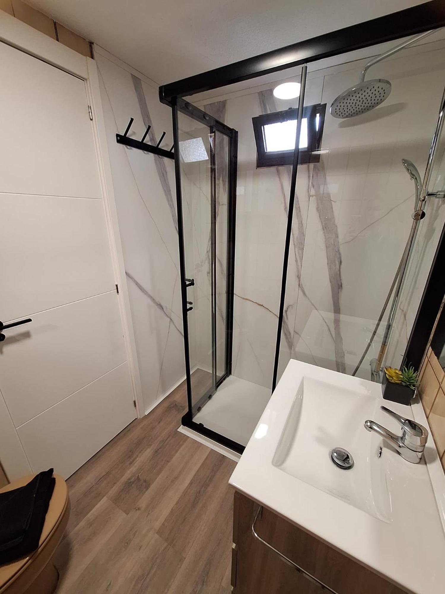 New One Bedroom